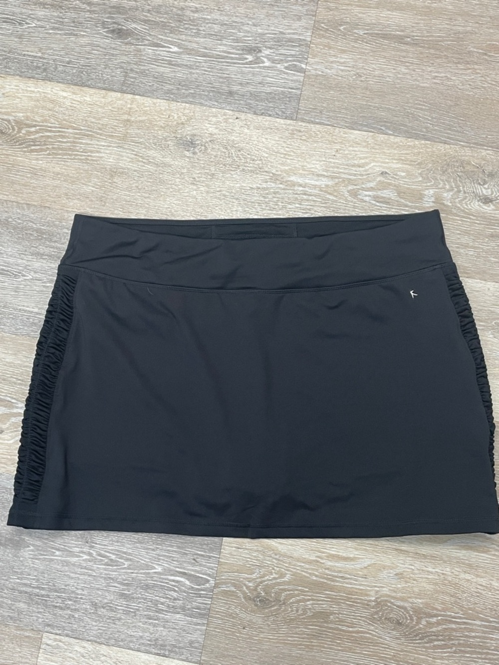 Danskin Now Black Stretchy Athletic Skort Size XL (16-18)